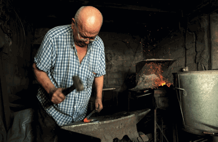 TEVFIK ULUAL - DEMIR VE ÖRS, Lefkoşa’da Yaşam