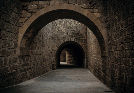 ERKAN ÇELIKERI - KEMERLER, Mağusa ve Maraş’ın Tarihi Dokusu ve Anıtları