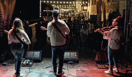 VEYSI CANATEŞ - ZAHRA EĞLENCESI, Lefkoşa’da Yaşam