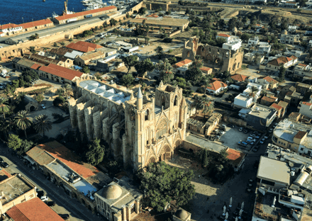 ALEV EMRE GÜRSEV - MAĞUSA DOKUSU, Mağusa ve Maraş’ın Tarihi Dokusu ve Anıtları