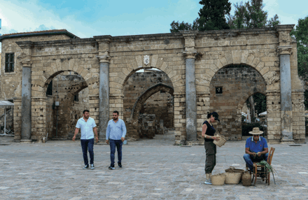 PIRLANTA KONUKSAL - YAŞAM, Mağusa ve Maraş’ta Yaşam